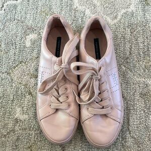 Tommy Hilfiger shoes, hardly worn, size 9